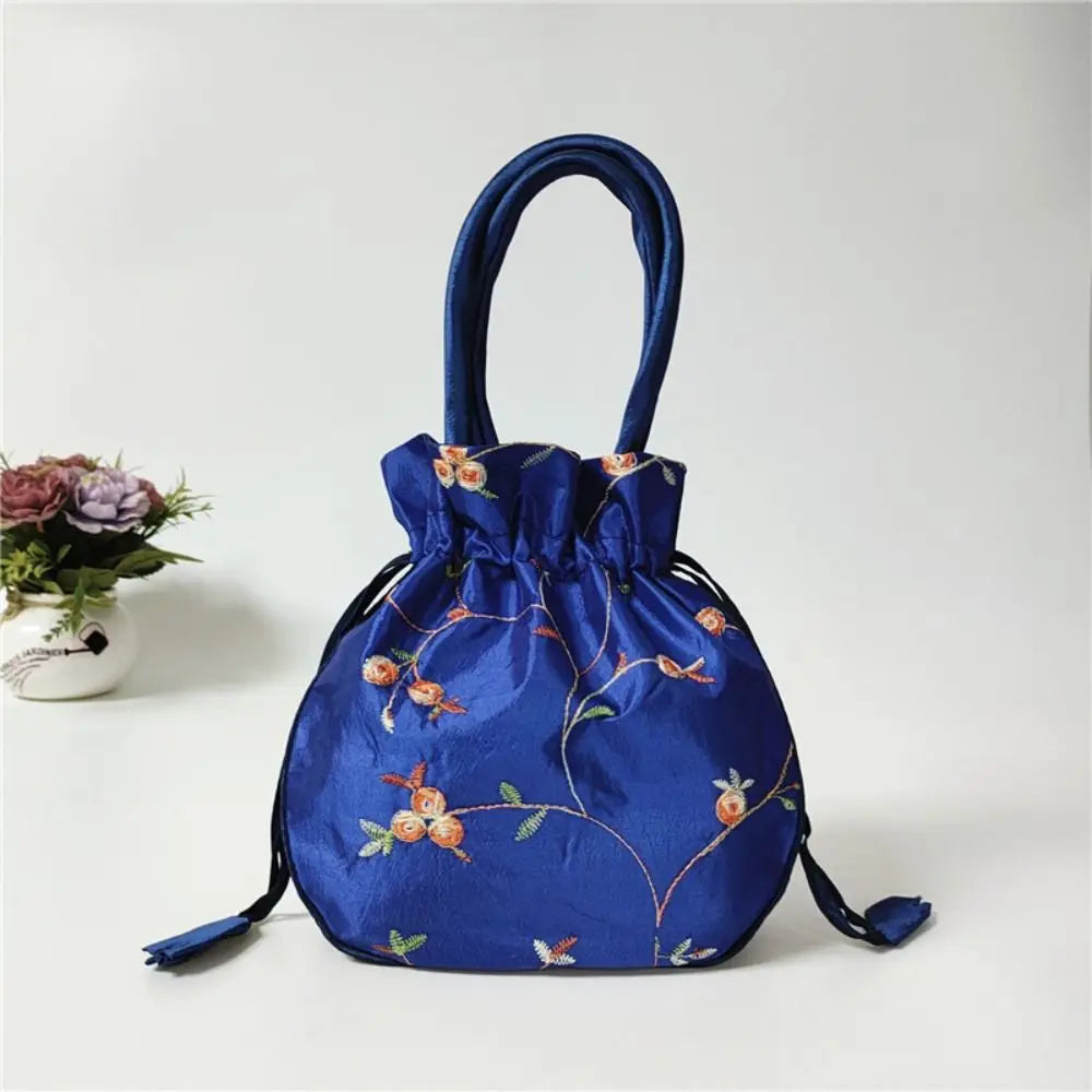 Elegant Ethnic Style Cosmetic Handbag Women Flower Handbags Embroidered Flower Small Bucket Bag National Style Purse Jewelry Bag