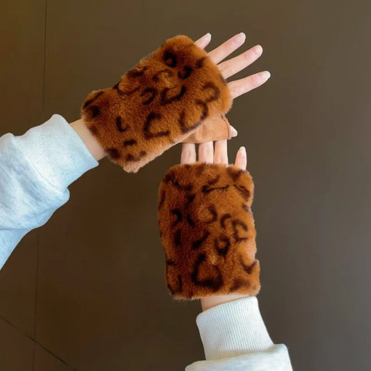 Winter Korean version half -finger leopard gloves suede iconic fur gloves, students with velvet fur, warm gloves wholesale
