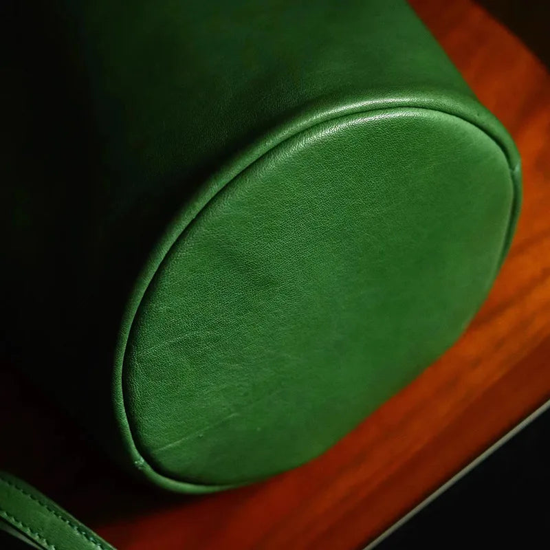 Women's Bag Japanese Green Bucket Bag Fashion Handbag Simple Versatile Pu Leather Trendy New Exquisite Hardware Zipper Handbag
