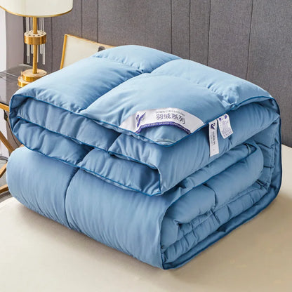 New 3D down comforter, soft goose down comforter, skin friendly cotton fabric, warm comforter, luxurious four season comforter