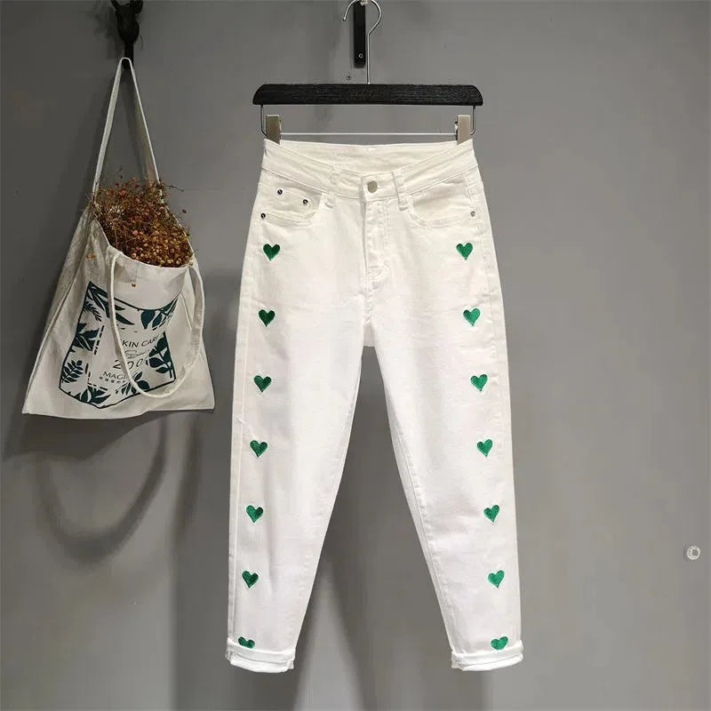 White Jeans 2023 New Women's Embroidery Wild Jeans Spring Summer Fashion Hole Ladies Denim Pants Casual Ankle-Length Jean Pants
