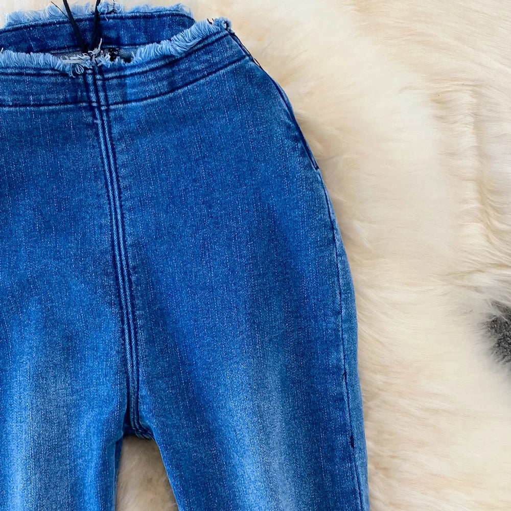 Fashion Women's Jeans 2025 Autumn New High Waist Slimming Tight-breasted Raw Edge Stretch Flared Trousers Korean Women Clothing