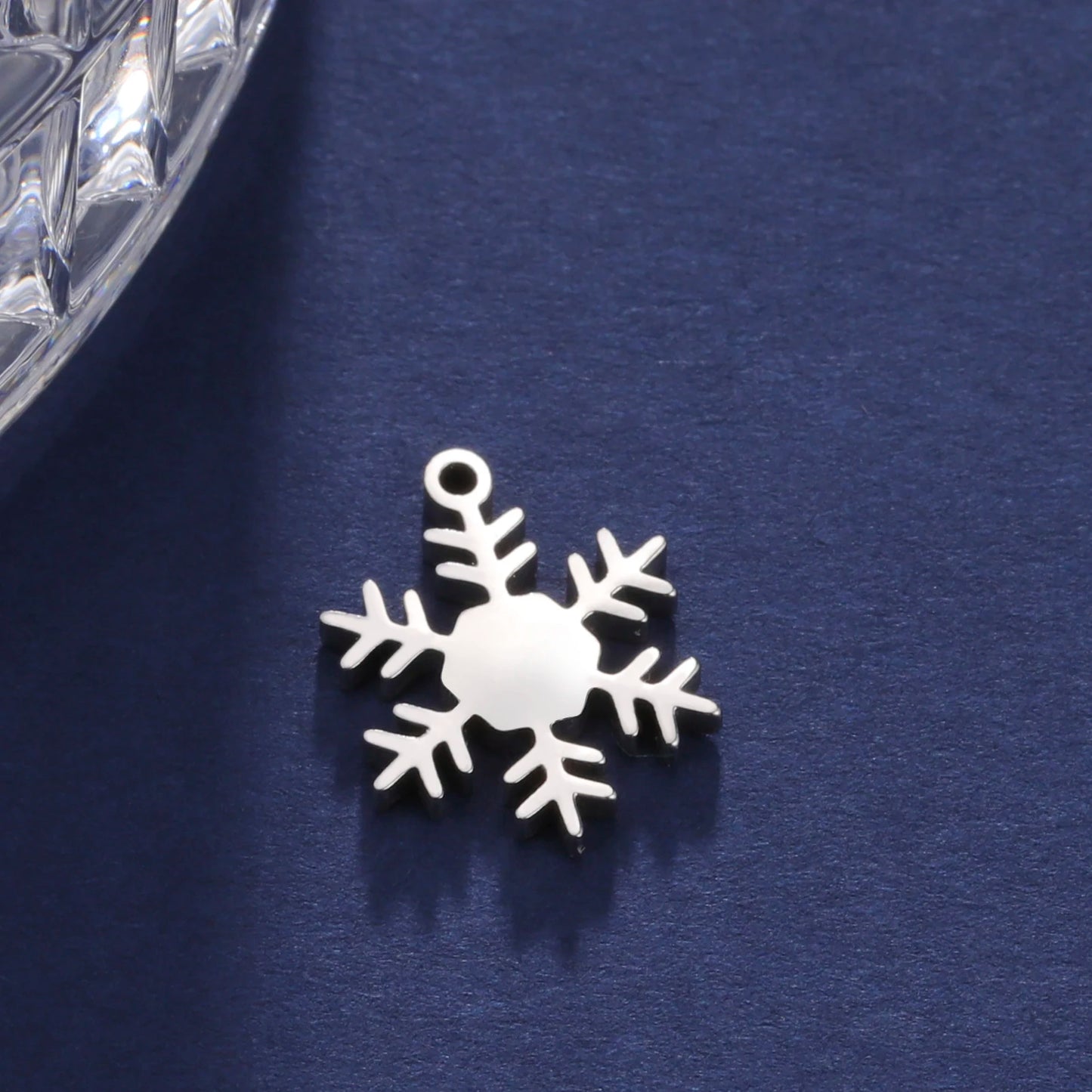 5pcs/Lot Snowflake Charms Stainless Steel Pendant for Necklace Bracelet Earring Jewelry Making DIY Accessories Wholesale