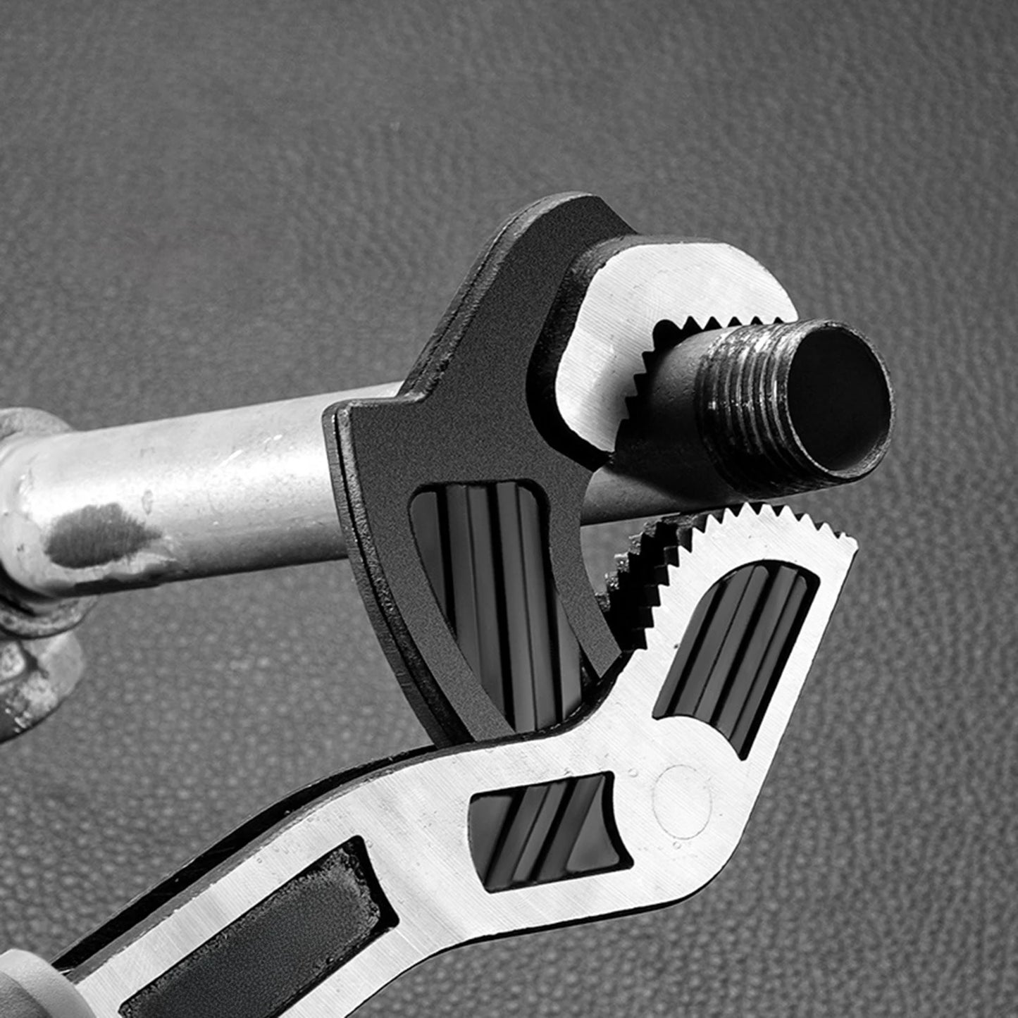 6/8/10 inch Self locking Wrenchs Universal Plumber Wrench Power Grip Suitable for Various Repair Jobs tools