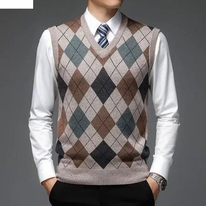 New  Men's Casual Knitted Wool Sweater Vest V-neck Knit Pullover Jacquard Plaid Sleeveless Tops Business Office Men's Vest