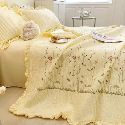 Ruffles Flowers Embroidery Spring Summer Quilt 1/3/4 Pcs Set Princess Quilted Bedspread Air-conditioning Blanket Comforter Duvet