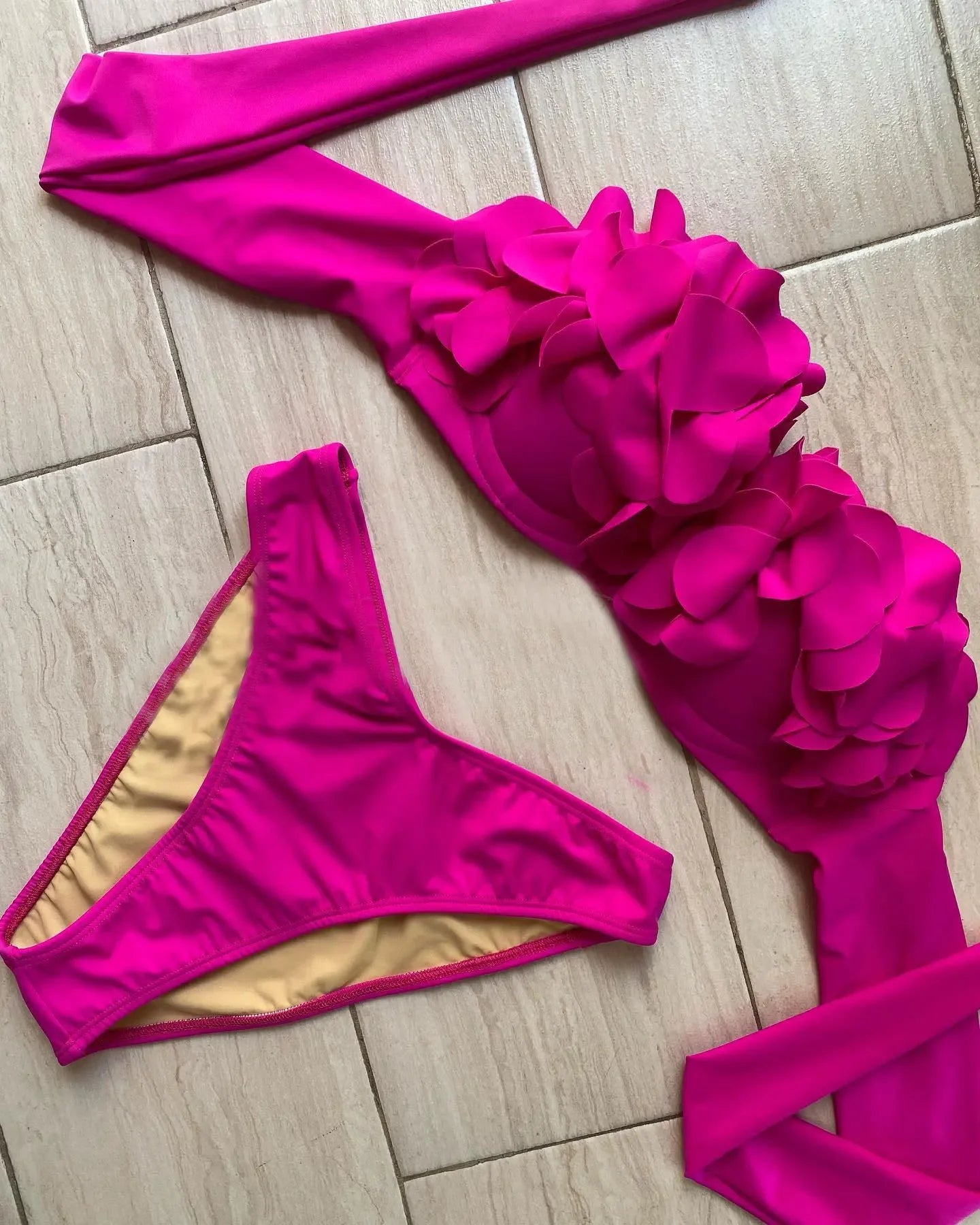 2026 New Summer New Sexy Petal Push Up Backless Bikini Set Women Fashion Flower Ruffles Bikini Lady Solid Beachwear Bathing Suit