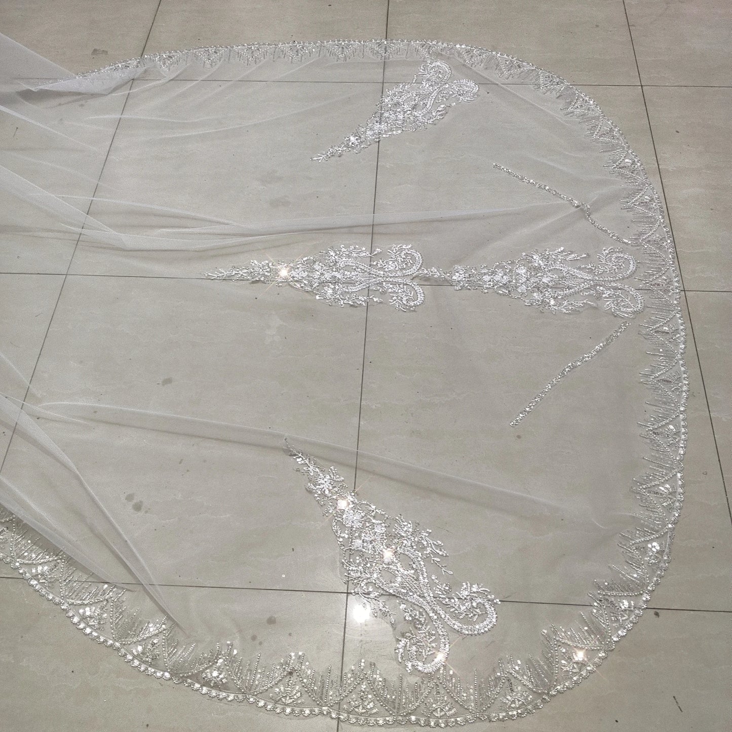 Bridal Wedding Veil Sparkling Pearl Sequins Lace Cathedral Wedding Accessories Hair Accessories 2025 New Veil custom made