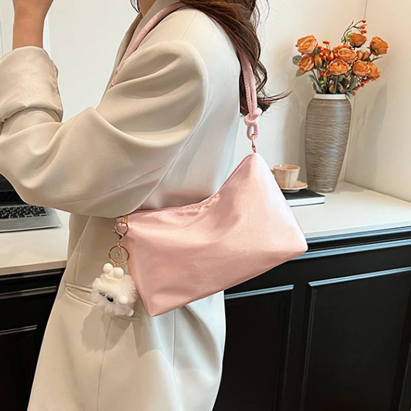 High Quality Solid Color Fashion Elegant Shoulder Bag Smooth Cloth Satin Underarm Bag Leisure Shoulder Bag Lady Handbags Purse