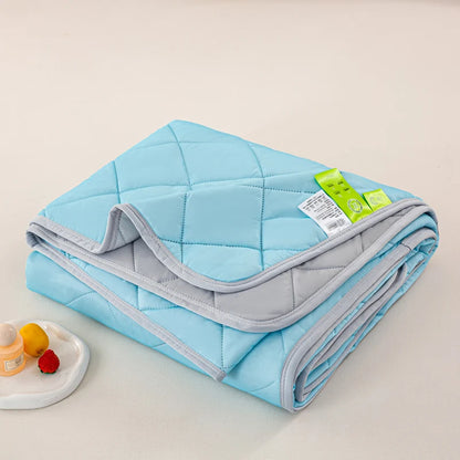 Grade A Breathable Cooling Quilt Thin Cool Comforter Summer Blanket  Soft Airable Air Conditioner Comforter of Lightweight Duvet