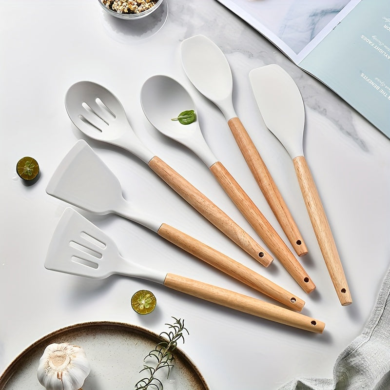 34pcs/set, Wooden Handle Silicone Kitchenware Set, Kitchen Baking Cooking Tools Set High Temperature Resistant Non-stick Pot Special Kitchenware, Kitchen Stuff Baking Supplies